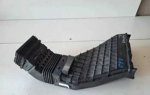 KIA Sportage Air intake duct part 28210D3100