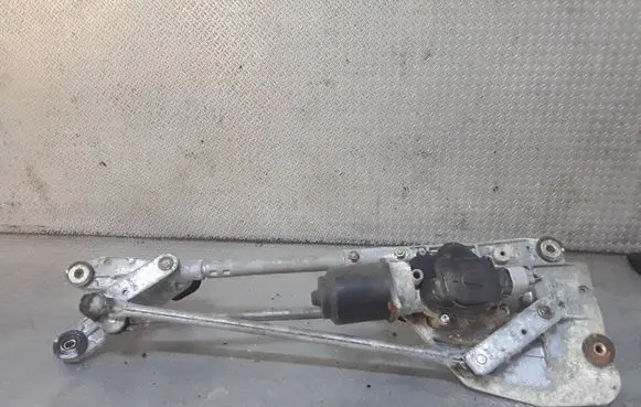 Nissan X-Trail T30 Front wiper linkage and motor 
