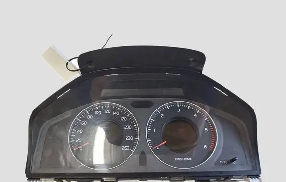 Volvo V70 Speedometer (instrument cluster) 31254535AA 36000411 69199660U