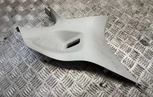 Ford Fiesta (D)pillar trim (top) D1BBB31010A