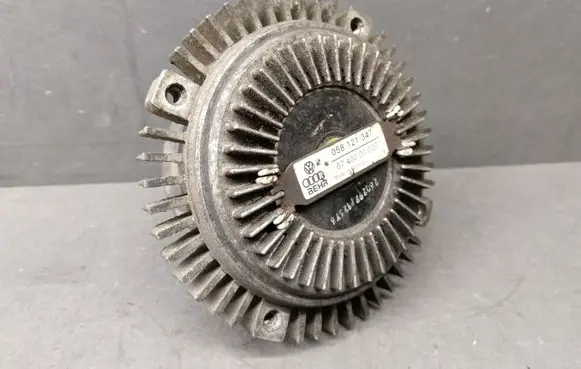 Audi A4 S4 B5 8D Viscous fan clutch 058121347