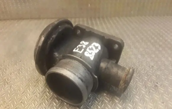 BMW 7 E38 EGR valve 7785452