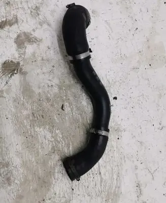 Ford Kuga II Air intake hose/pipe
