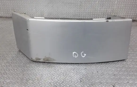 Volvo XC90 Rear/tail light trim molding 8620820