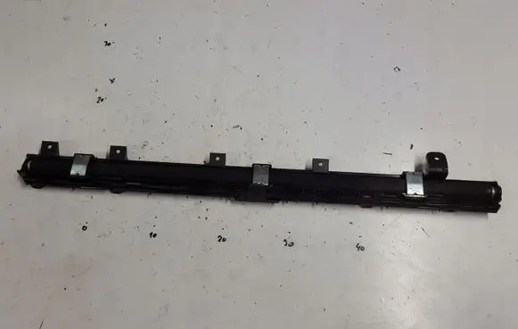 Volkswagen Touran III Other trunk/boot trim element 5TA867318