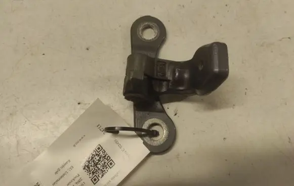 Opel Vectra C Rear door upper hinge
