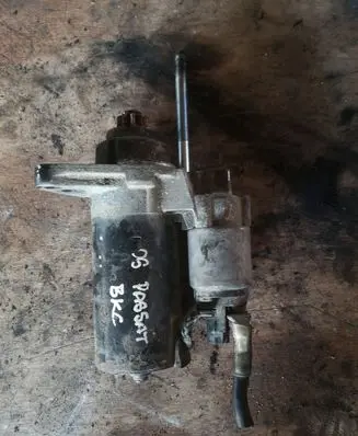 Volkswagen PASSAT B6 Starter motor