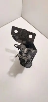 Volvo V60 Radiator mount bracket 31261932