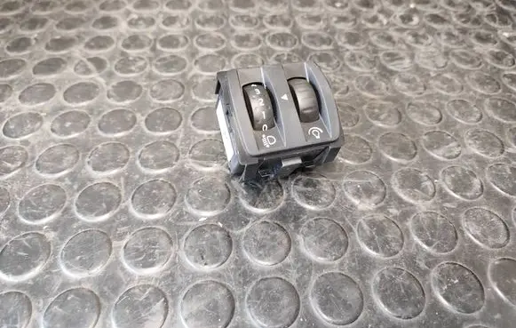 Renault Captur Headlight level height control switch 251900567R