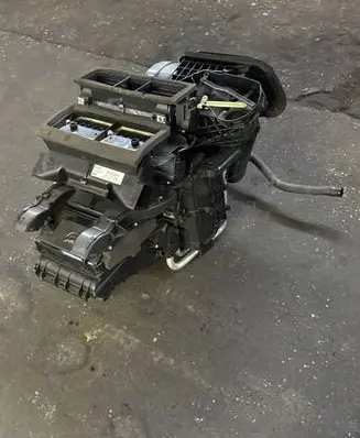 Volvo XC70 Interior heater climate box assembly P31267449 L3512012 6G9N19B555EP