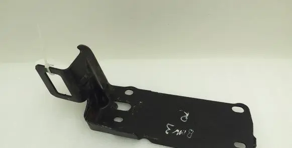 Radiator support slam panel bracket