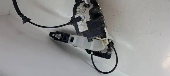 KIA Ceed Rear door lock