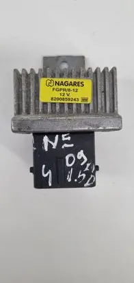 Renault Megane III Glow plug pre-heat relay 8200859243