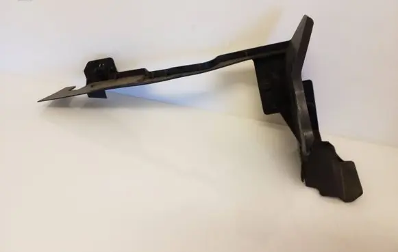 Mazda CX-7 Intercooler air guide/duct channel EH4456253 K6805 0809101112
