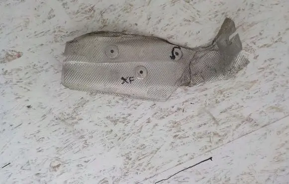 Jaguar XF Heat shield in engine bay 81639