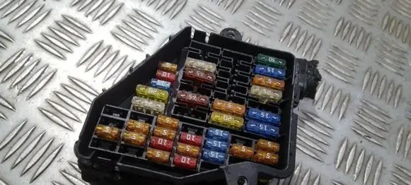 Audi A8 S8 D3 4E Fuse box set