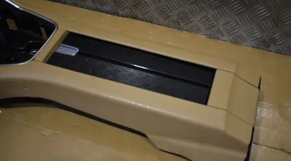 Porsche Panamera (971) Other center console (tunnel) element 