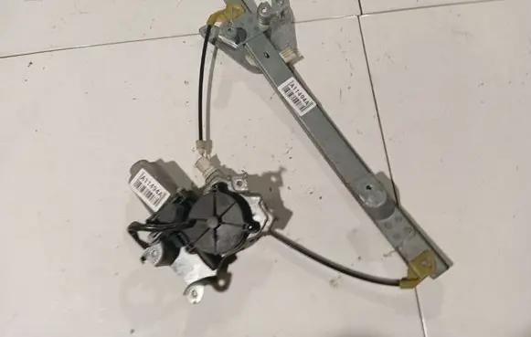 Nissan Primera Sliding door window regulator with motor