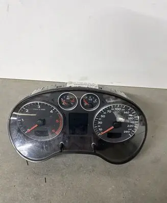 Audi A3 S3 8P Speedometer (instrument cluster) 8P0920930K