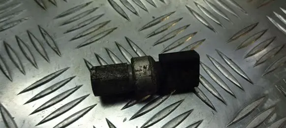 Skoda Octavia Mk2 (1Z) Air conditioning (A/C) pressure sensor 1K0959126D