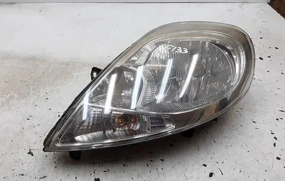 Nissan Primastar Headlight/headlamp 8200701363 89314010