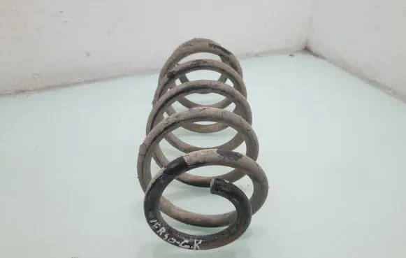 Toyota Verso Rear coil spring