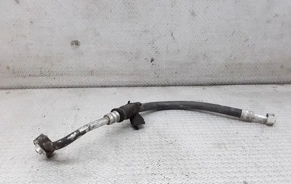 Nissan Terrano Air conditioning (A/C) pipe/hose