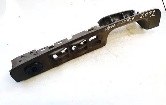 Hyundai Sonata Wing mirror switch 935703d120
