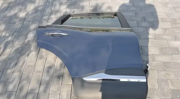 Renault Kadjar Rear door