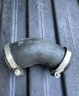Porsche Macan (95B) Intercooler hose/pipe 95B145738A 95B145738