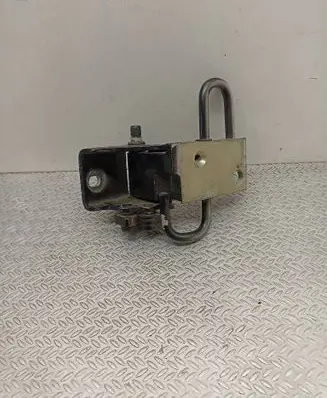 Porsche Cayenne (9PA) Rear door lower hinge 7L0833411