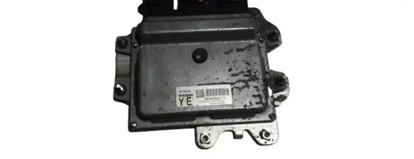 Nissan Juke I F15 Engine control unit/module ECU