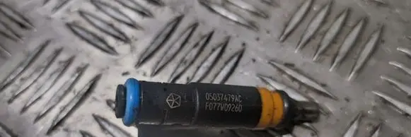 Dodge Durango Fuel injector 05037479AC