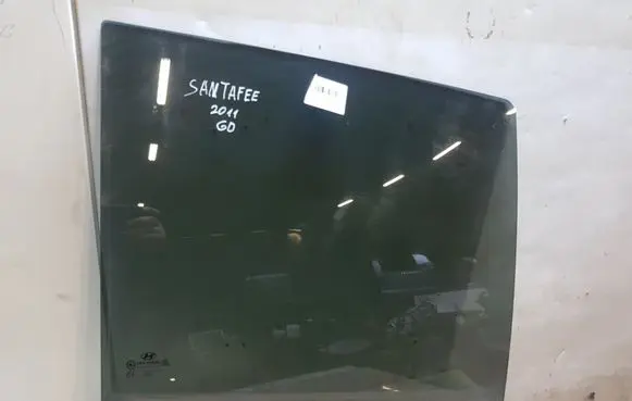 Hyundai Santa Fe Rear door window glass