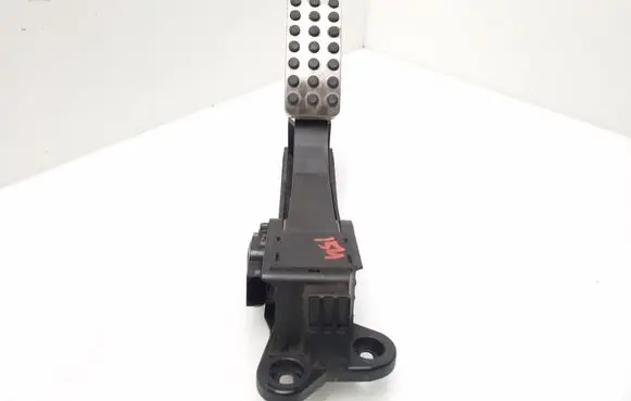 Mercedes-Benz R W251 Accelerator throttle pedal A1643000104
