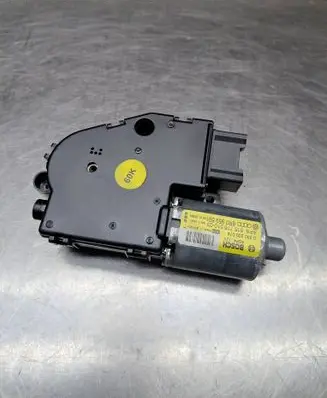 Audi A5 8T 8F Sunroof motor/actuator 8R0959591 0390200074 1137328304