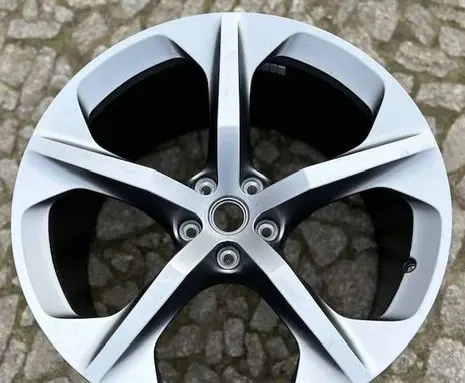 Ferrari 812 Superfast R21 alloy rim 941831
