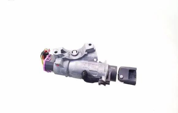 Volkswagen PASSAT B5.5 Ignition lock 4B0905851C 4B0905849