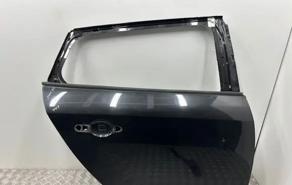 Renault Megane III Rear door 