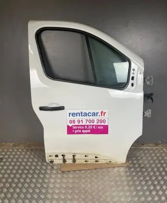 Renault Trafic III (X82) Front door
