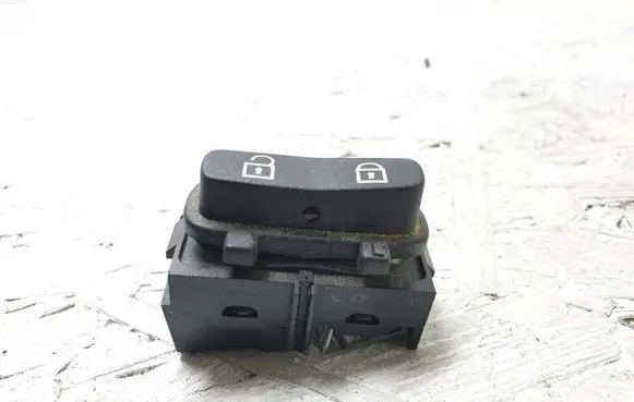 Volvo S80 Central locking switch button 30710475
