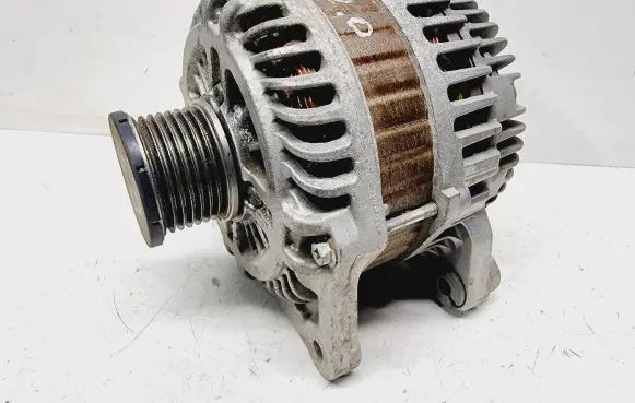 Nissan X-Trail T31 Generator/alternator 23100JG71B