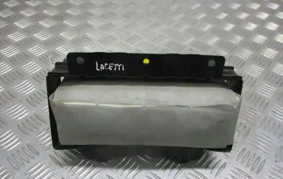 Chevrolet Lacetti Steering wheel airbag
