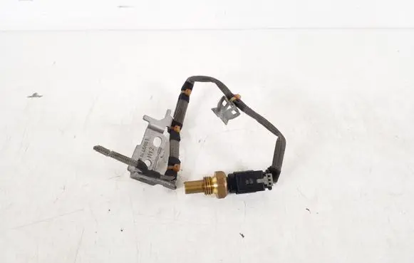 Mercedes-Benz C W205 Sensor A0051532328
