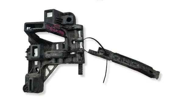 Peugeot Partner Bumper support mounting bracket corner 
