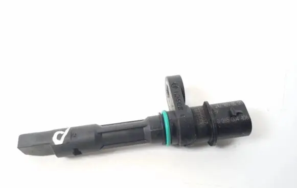 Mercedes-Benz CLA C118 X118 ABS brake wheel speed sensor A2479050000