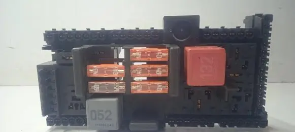 Mercedes-Benz E W213 Fuse module A2139068801