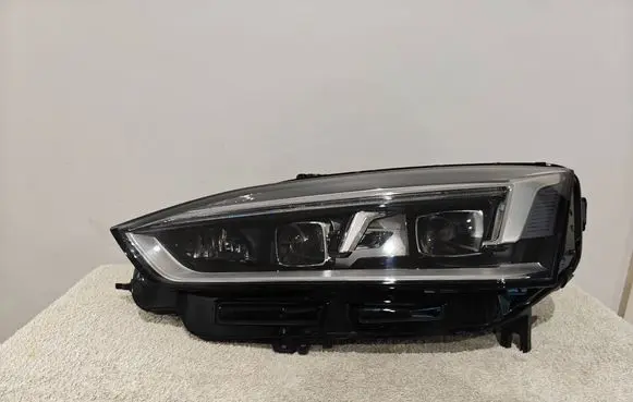 Audi A5 Headlight/headlamp 8W6941035E 1451000146AA
