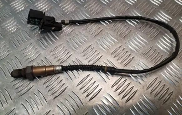 Audi A4 S4 B6 8E 8H Lambda probe sensor 06C906265B