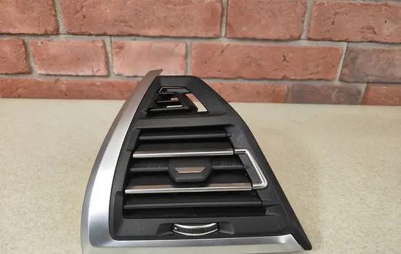 BMW X3 G01 Dashboard side air vent grill/cover trim 9871599